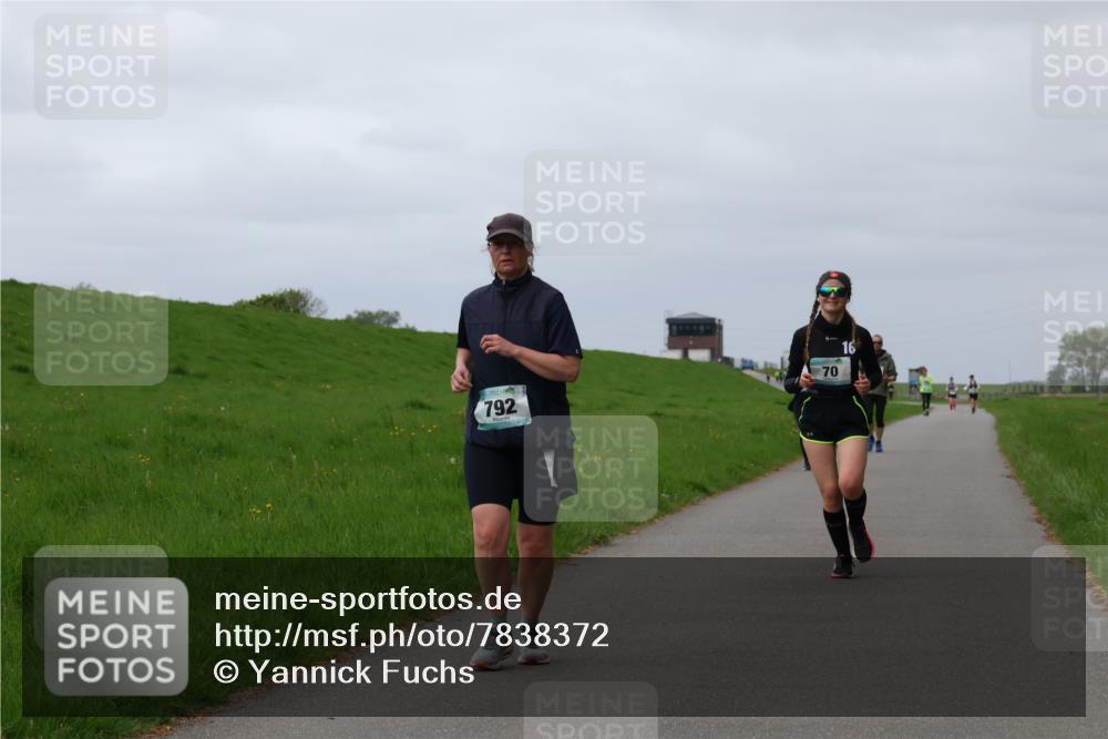 04.05.2025 - 8. Wedeler Halbmarathon Yannick Fuchs http://msf.ph/oto/7838372 04.05.2025 12:02:48 Laufen 792, 70, 16 meine-sportfotos.de
