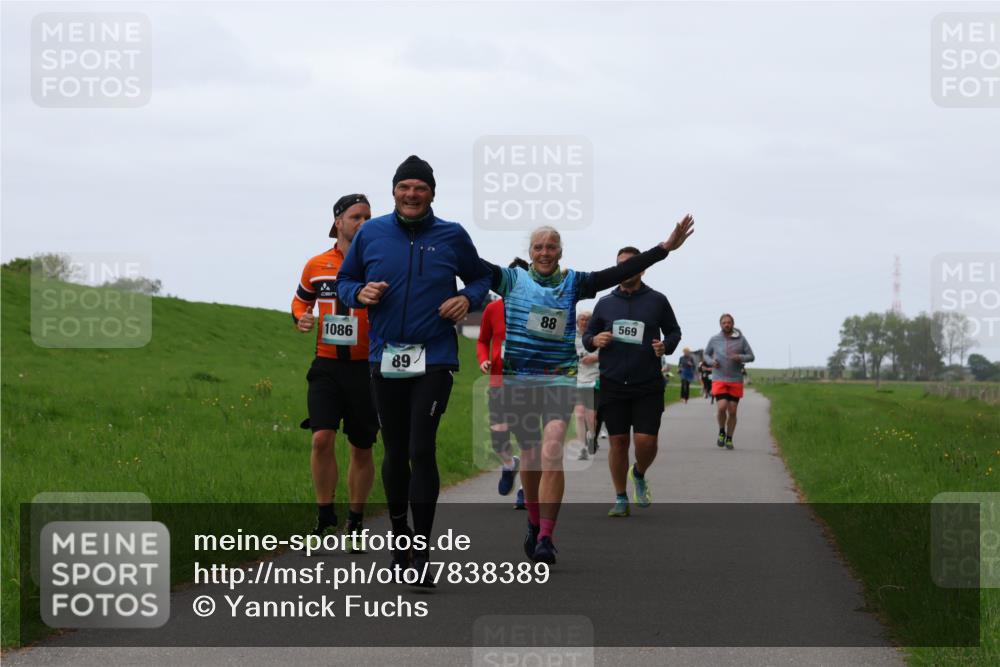 04.05.2025 - 8. Wedeler Halbmarathon Yannick Fuchs http://msf.ph/oto/7838389 04.05.2025 11:25:19 Laufen 1086, 89, 88, 569 meine-sportfotos.de