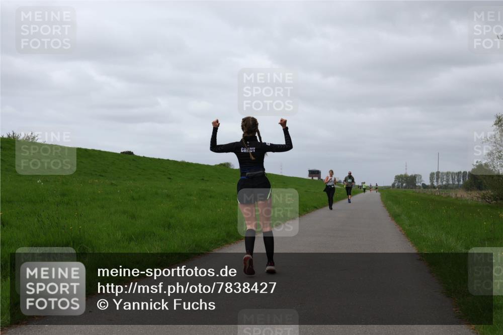 04.05.2025 - 8. Wedeler Halbmarathon Yannick Fuchs http://msf.ph/oto/7838427 04.05.2025 12:02:52 Laufen  meine-sportfotos.de