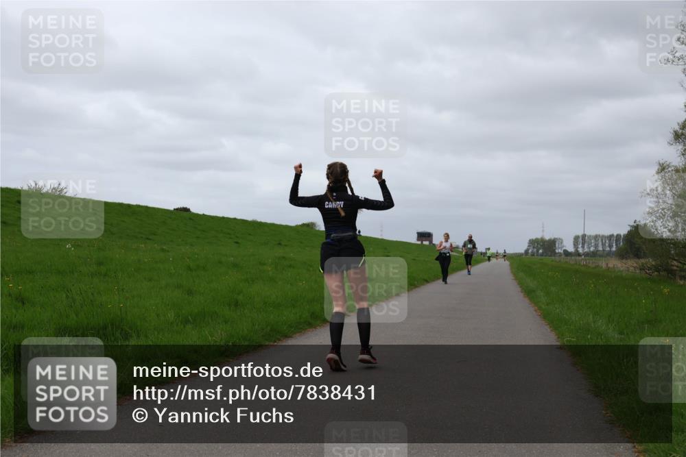 04.05.2025 - 8. Wedeler Halbmarathon Yannick Fuchs http://msf.ph/oto/7838431 04.05.2025 12:02:52 Laufen  meine-sportfotos.de