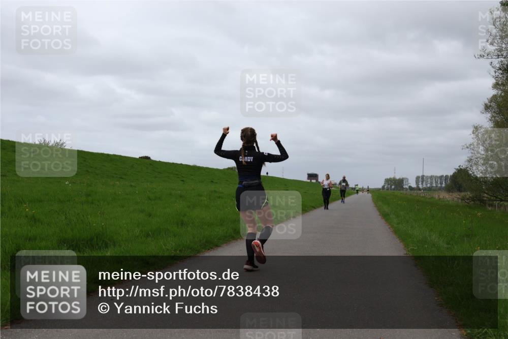 04.05.2025 - 8. Wedeler Halbmarathon Yannick Fuchs http://msf.ph/oto/7838438 04.05.2025 12:02:52 Laufen  meine-sportfotos.de