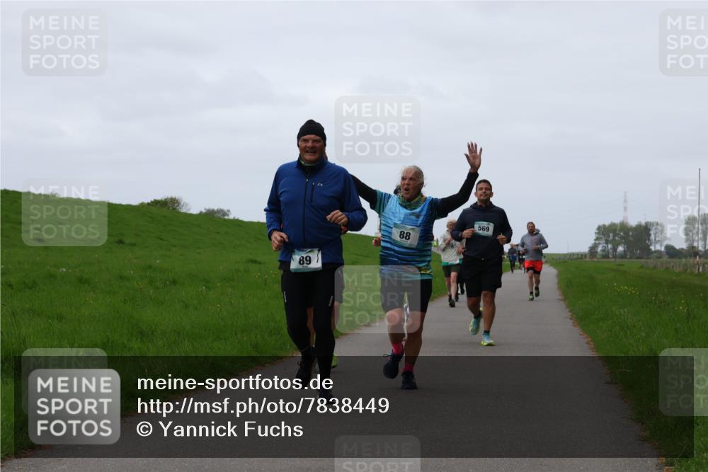 04.05.2025 - 8. Wedeler Halbmarathon Yannick Fuchs http://msf.ph/oto/7838449 04.05.2025 11:25:19 Laufen 89, 88, 569 meine-sportfotos.de