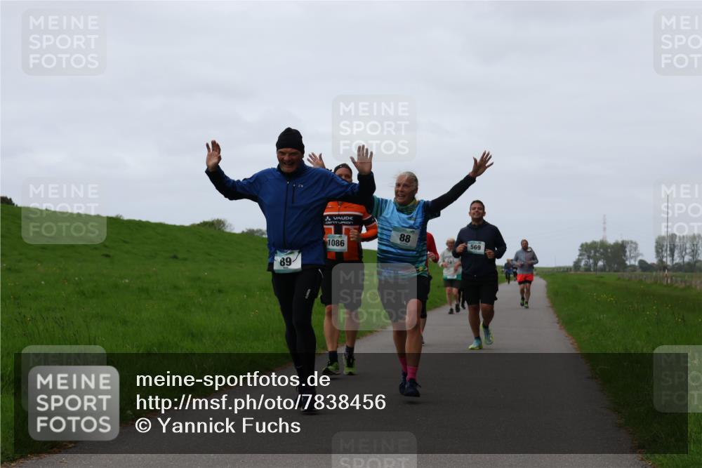 04.05.2025 - 8. Wedeler Halbmarathon Yannick Fuchs http://msf.ph/oto/7838456 04.05.2025 11:25:20 Laufen 89, 1086, 88, 569 meine-sportfotos.de