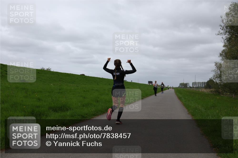04.05.2025 - 8. Wedeler Halbmarathon Yannick Fuchs http://msf.ph/oto/7838457 04.05.2025 12:02:52 Laufen  meine-sportfotos.de