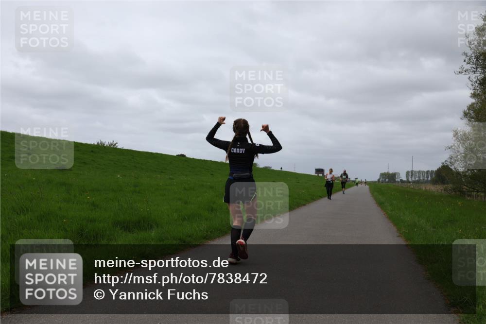 04.05.2025 - 8. Wedeler Halbmarathon Yannick Fuchs http://msf.ph/oto/7838472 04.05.2025 12:02:53 Laufen  meine-sportfotos.de