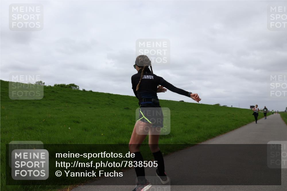 04.05.2025 - 8. Wedeler Halbmarathon Yannick Fuchs http://msf.ph/oto/7838505 04.05.2025 12:02:54 Laufen  meine-sportfotos.de