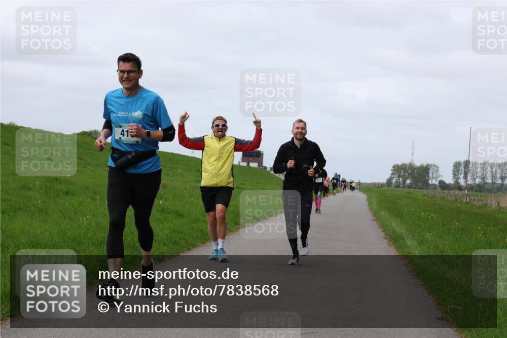 04.05.2025 - 8. Wedeler Halbmarathon Yannick Fuchs http://msf.ph/oto/7838568 04.05.2025 11:46:51 Laufen 41 meine-sportfotos.de
