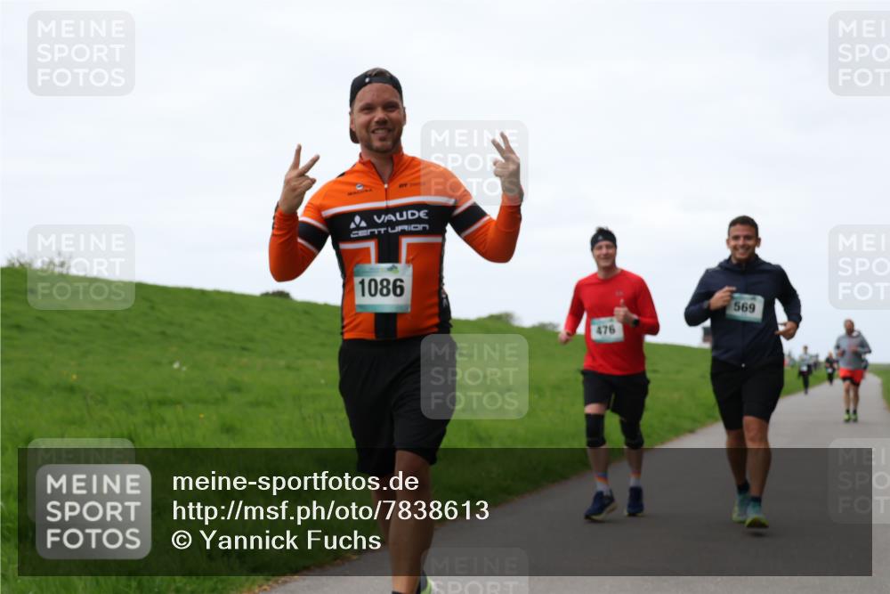 04.05.2025 - 8. Wedeler Halbmarathon Yannick Fuchs http://msf.ph/oto/7838613 04.05.2025 11:25:23 Laufen 1086, 476, 569 meine-sportfotos.de