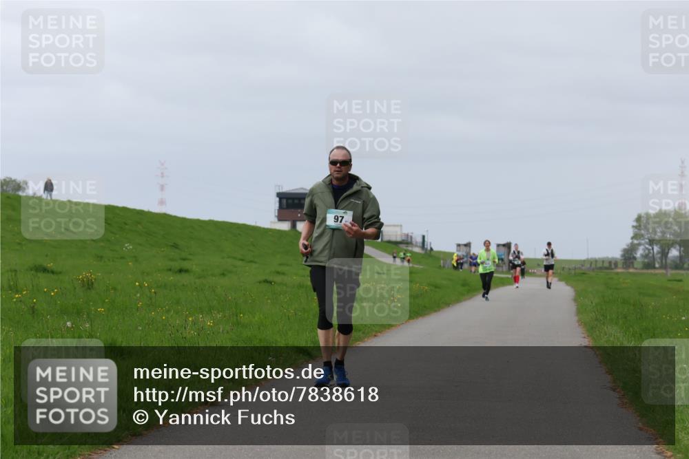 04.05.2025 - 8. Wedeler Halbmarathon Yannick Fuchs http://msf.ph/oto/7838618 04.05.2025 12:03:01 Laufen 97 meine-sportfotos.de