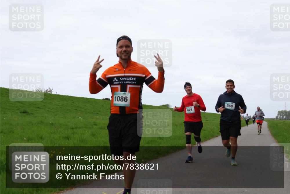 04.05.2025 - 8. Wedeler Halbmarathon Yannick Fuchs http://msf.ph/oto/7838621 04.05.2025 11:25:23 Laufen 1086, 476, 569 meine-sportfotos.de