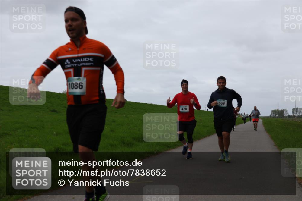 04.05.2025 - 8. Wedeler Halbmarathon Yannick Fuchs http://msf.ph/oto/7838652 04.05.2025 11:25:23 Laufen 1086, 476, 569 meine-sportfotos.de