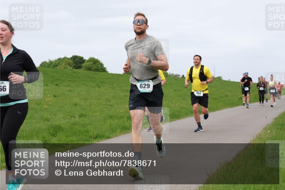 04.05.2025 - 8. Wedeler Halbmarathon Lena Gebhardt http://msf.ph/oto/7838671 04.05.2025 11:38:20 Laufen 56, 629, 364 meine-sportfotos.de