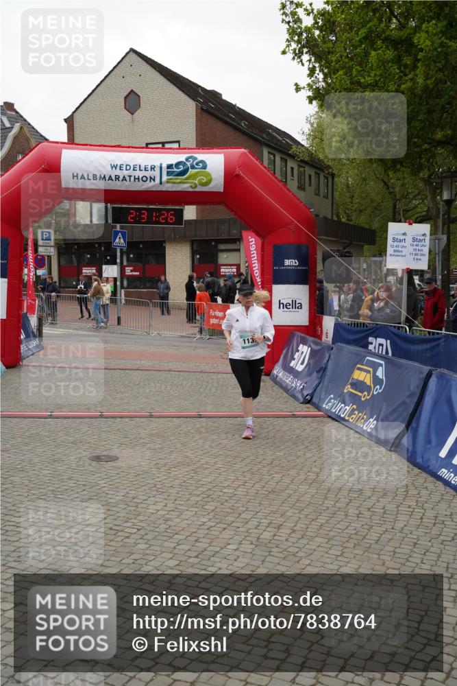 04.05.2025 - 8. Wedeler Halbmarathon Felixshl http://msf.ph/oto/7838764 04.05.2025 12:31:24 Ziel  meine-sportfotos.de