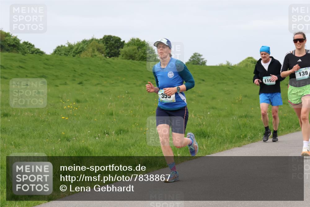 04.05.2025 - 8. Wedeler Halbmarathon Lena Gebhardt http://msf.ph/oto/7838867 04.05.2025 11:39:03 Laufen 139, 119, 353 meine-sportfotos.de