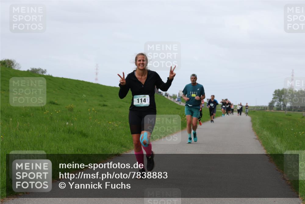 04.05.2025 - 8. Wedeler Halbmarathon Yannick Fuchs http://msf.ph/oto/7838883 04.05.2025 11:47:00 Laufen 114 meine-sportfotos.de