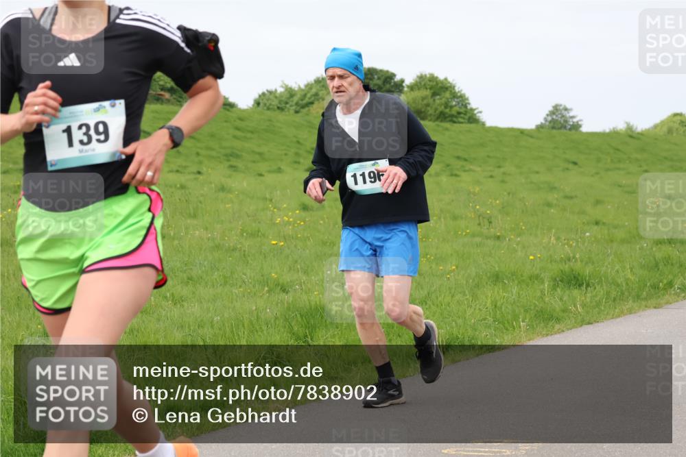 04.05.2025 - 8. Wedeler Halbmarathon Lena Gebhardt http://msf.ph/oto/7838902 04.05.2025 11:39:06 Laufen 139, 119 meine-sportfotos.de