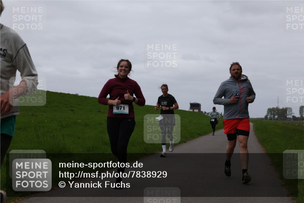 04.05.2025 - 8. Wedeler Halbmarathon Yannick Fuchs http://msf.ph/oto/7838929 04.05.2025 11:25:29 Laufen 971, 31 meine-sportfotos.de