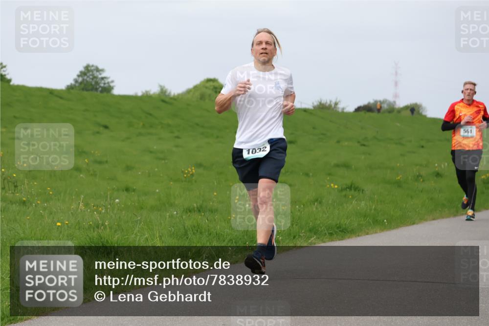 04.05.2025 - 8. Wedeler Halbmarathon Lena Gebhardt http://msf.ph/oto/7838932 04.05.2025 11:39:28 Laufen 1032, 561 meine-sportfotos.de