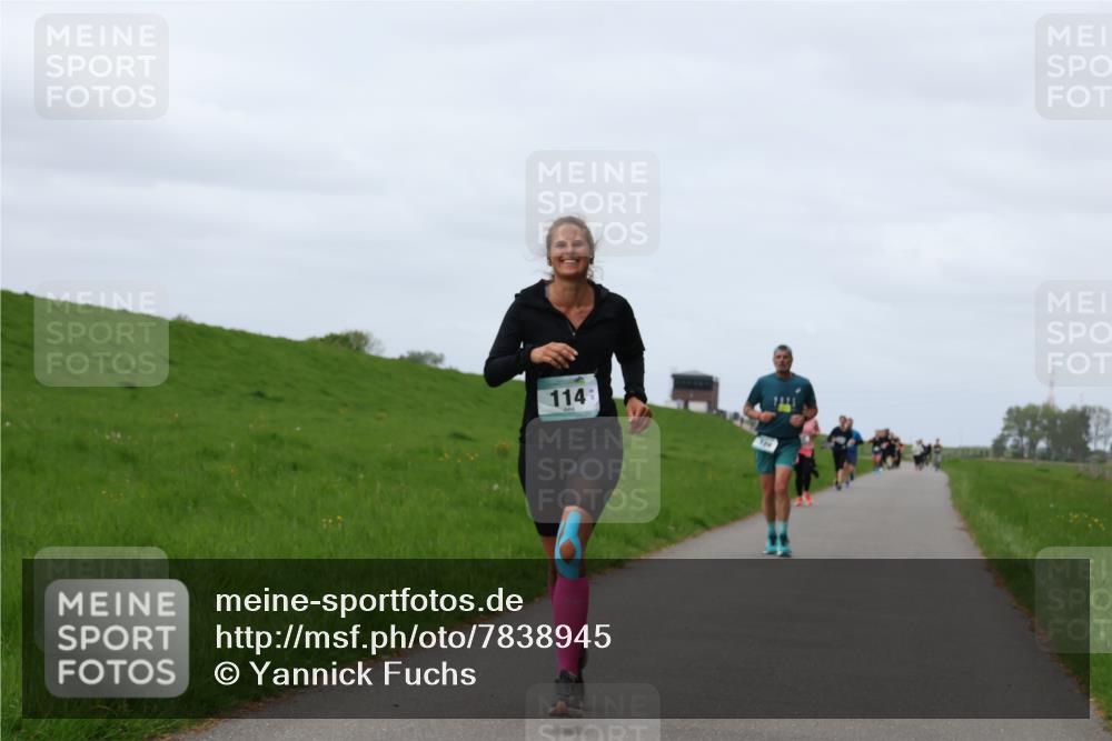 04.05.2025 - 8. Wedeler Halbmarathon Yannick Fuchs http://msf.ph/oto/7838945 04.05.2025 11:47:01 Laufen 114 meine-sportfotos.de
