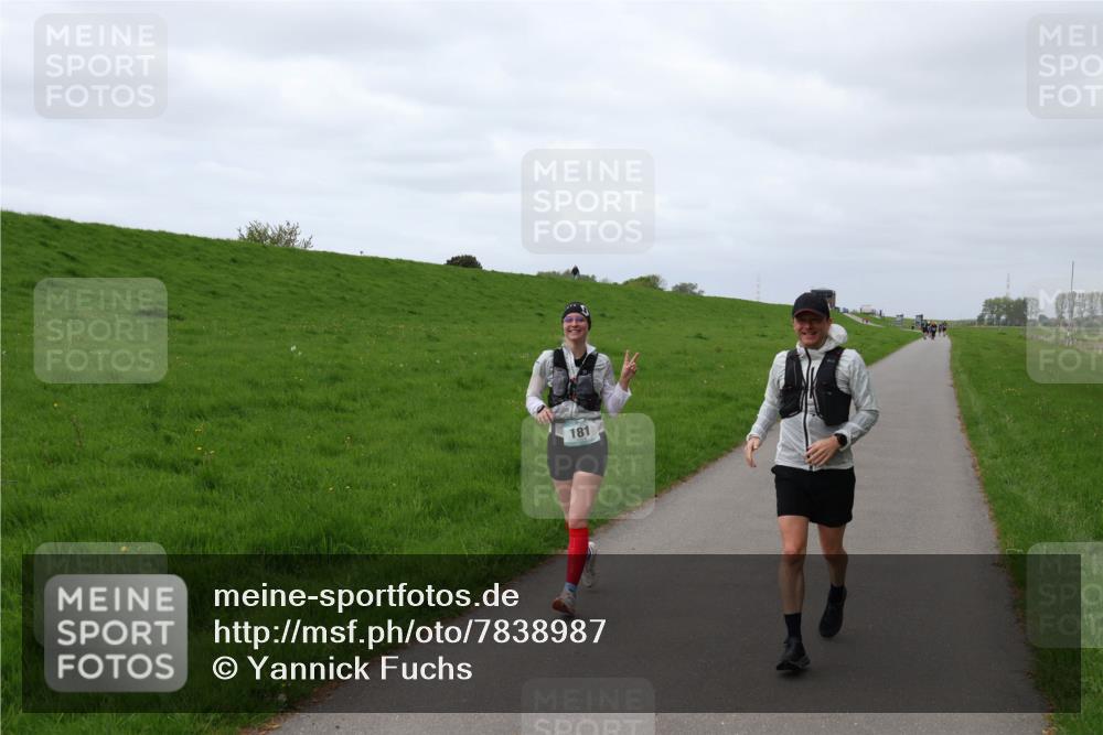 04.05.2025 - 8. Wedeler Halbmarathon Yannick Fuchs http://msf.ph/oto/7838987 04.05.2025 12:03:40 Laufen 181 meine-sportfotos.de