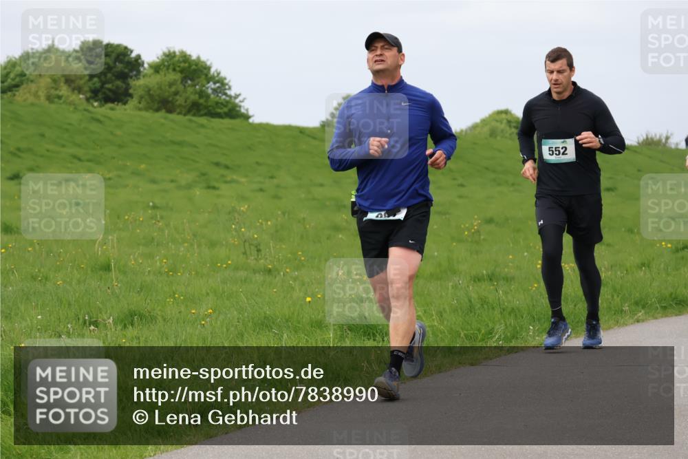 04.05.2025 - 8. Wedeler Halbmarathon Lena Gebhardt http://msf.ph/oto/7838990 04.05.2025 11:39:48 Laufen 552 meine-sportfotos.de