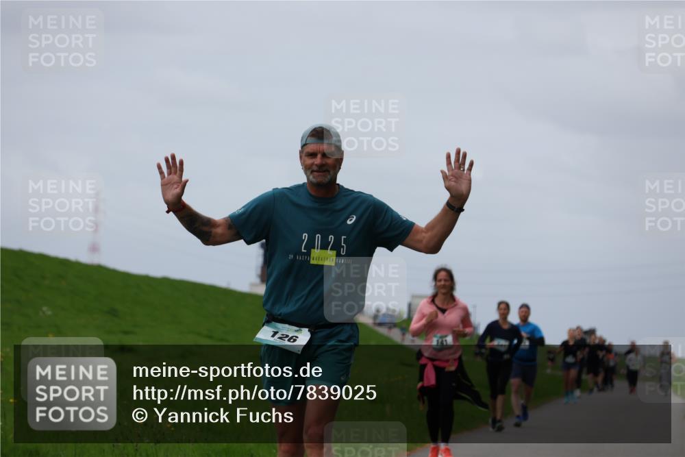 04.05.2025 - 8. Wedeler Halbmarathon Yannick Fuchs http://msf.ph/oto/7839025 04.05.2025 11:47:04 Laufen 2025, 39, 141, 126 meine-sportfotos.de