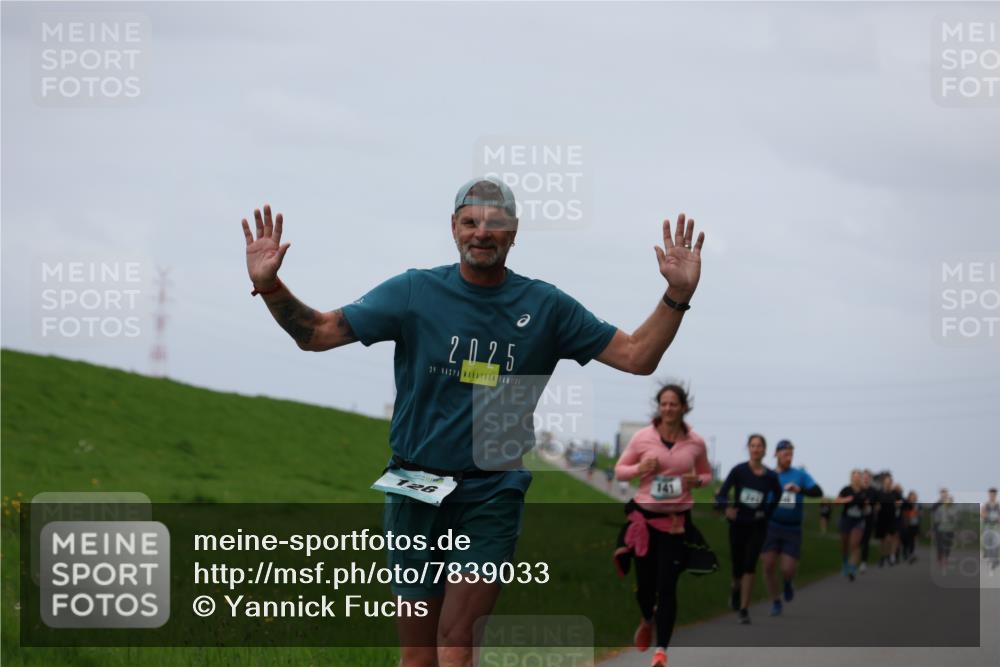 04.05.2025 - 8. Wedeler Halbmarathon Yannick Fuchs http://msf.ph/oto/7839033 04.05.2025 11:47:04 Laufen 2025, 39, 126, 141 meine-sportfotos.de