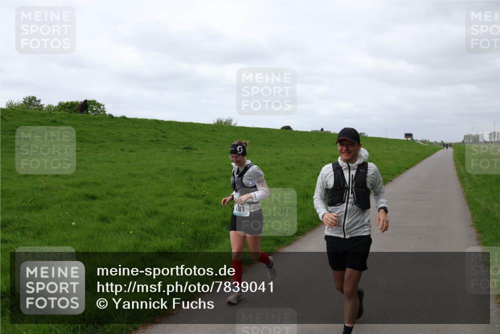 04.05.2025 - 8. Wedeler Halbmarathon Yannick Fuchs http://msf.ph/oto/7839041 04.05.2025 12:03:41 Laufen 181 meine-sportfotos.de