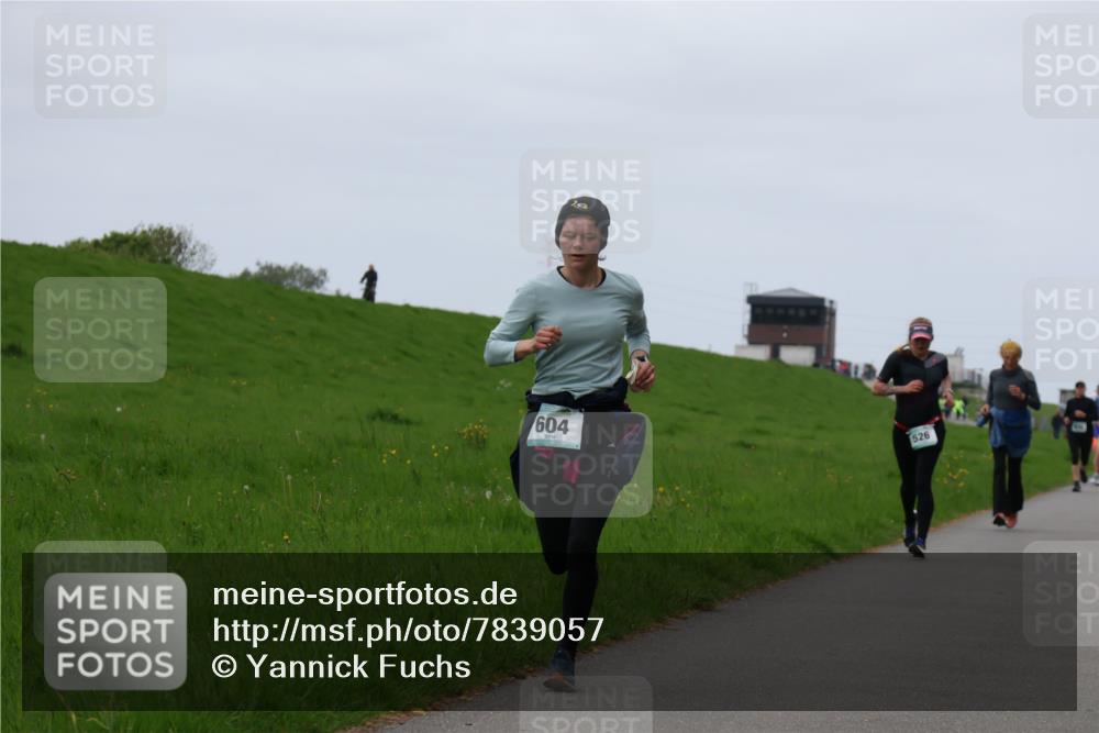 04.05.2025 - 8. Wedeler Halbmarathon Yannick Fuchs http://msf.ph/oto/7839057 04.05.2025 11:25:35 Laufen 604, 526 meine-sportfotos.de