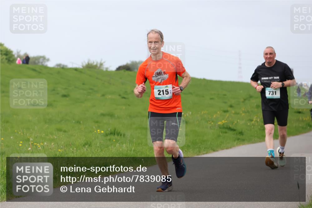 04.05.2025 - 8. Wedeler Halbmarathon Lena Gebhardt http://msf.ph/oto/7839085 04.05.2025 11:40:44 Laufen 215, 731 meine-sportfotos.de