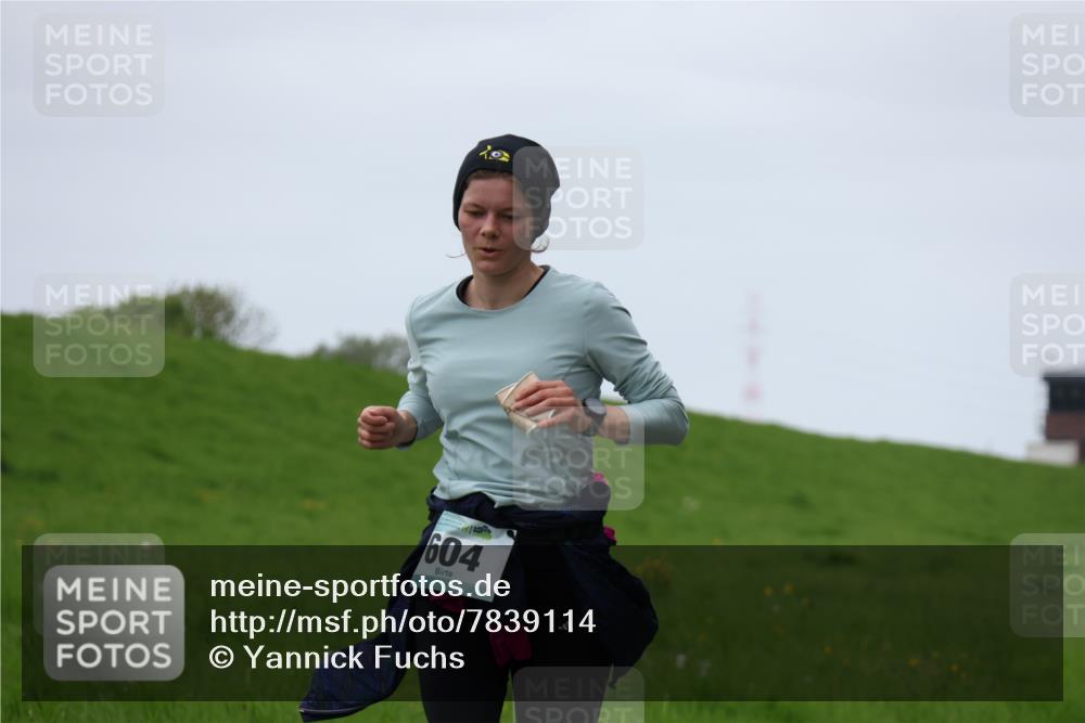04.05.2025 - 8. Wedeler Halbmarathon Yannick Fuchs http://msf.ph/oto/7839114 04.05.2025 11:25:36 Laufen 604 meine-sportfotos.de