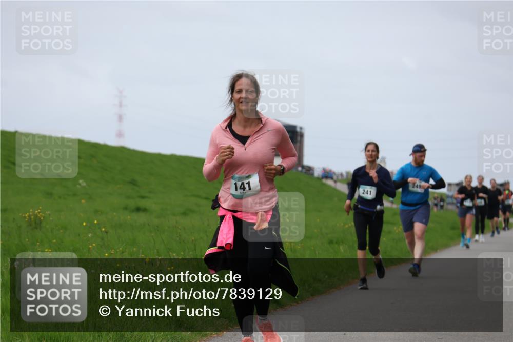 04.05.2025 - 8. Wedeler Halbmarathon Yannick Fuchs http://msf.ph/oto/7839129 04.05.2025 11:47:09 Laufen 141, 241, 249 meine-sportfotos.de