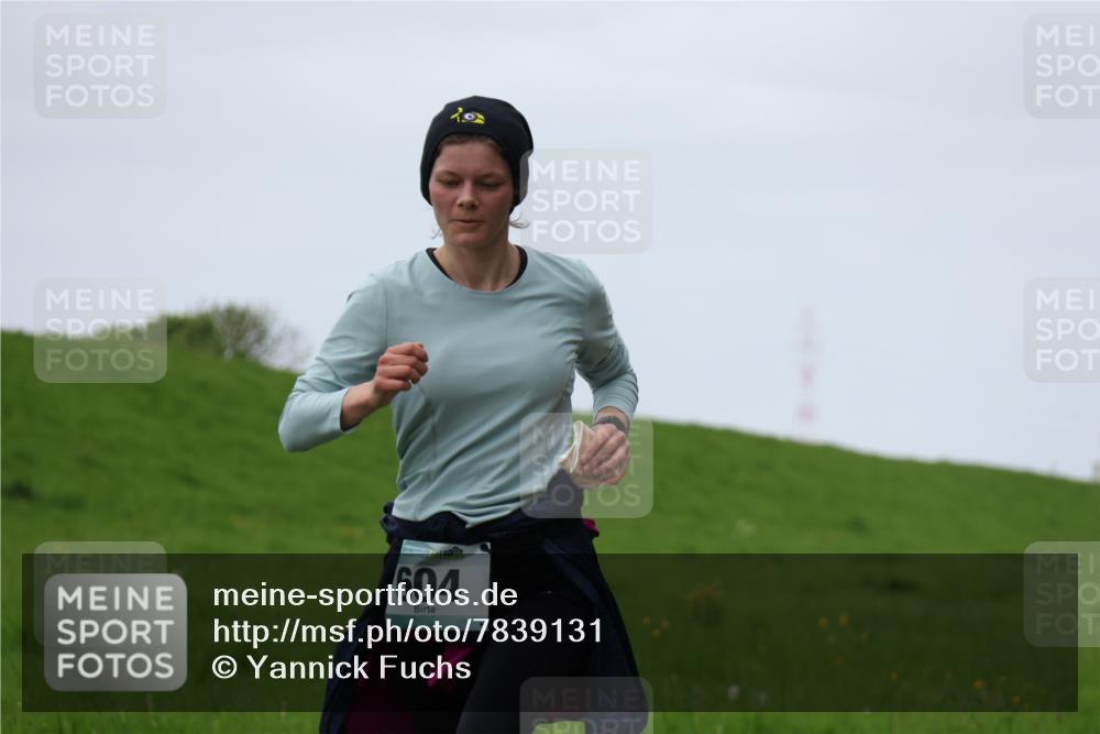 04.05.2025 - 8. Wedeler Halbmarathon Yannick Fuchs http://msf.ph/oto/7839131 04.05.2025 11:25:37 Laufen 604 meine-sportfotos.de