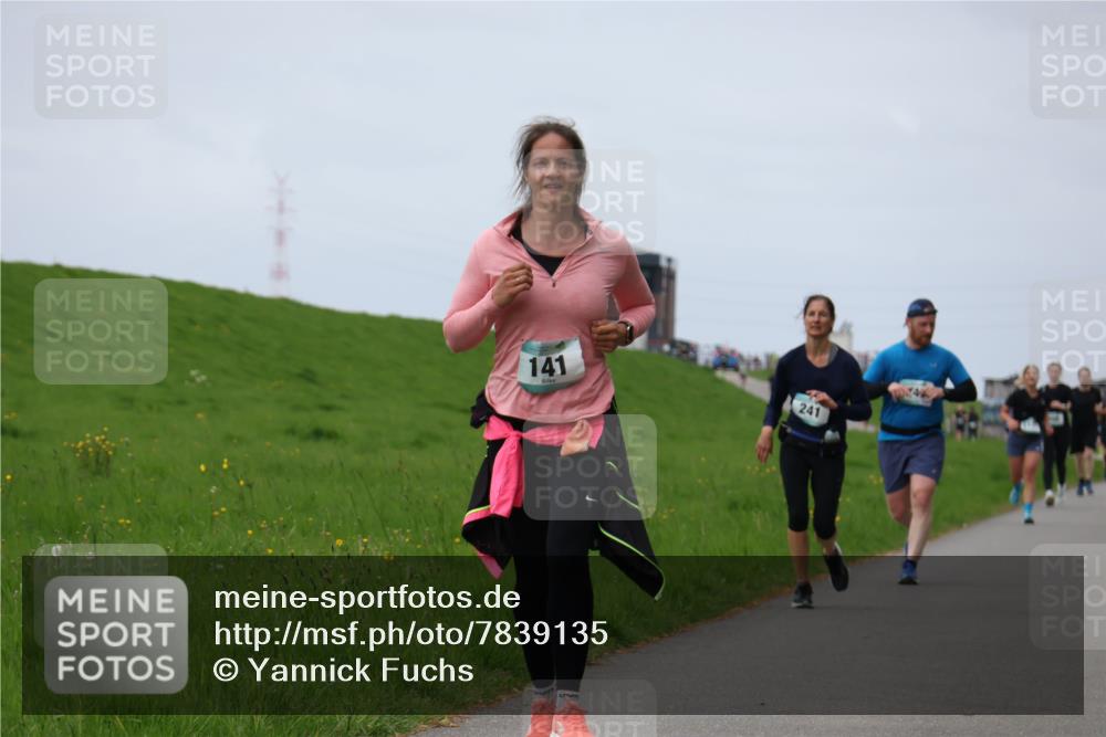 04.05.2025 - 8. Wedeler Halbmarathon Yannick Fuchs http://msf.ph/oto/7839135 04.05.2025 11:47:09 Laufen 141, 241 meine-sportfotos.de
