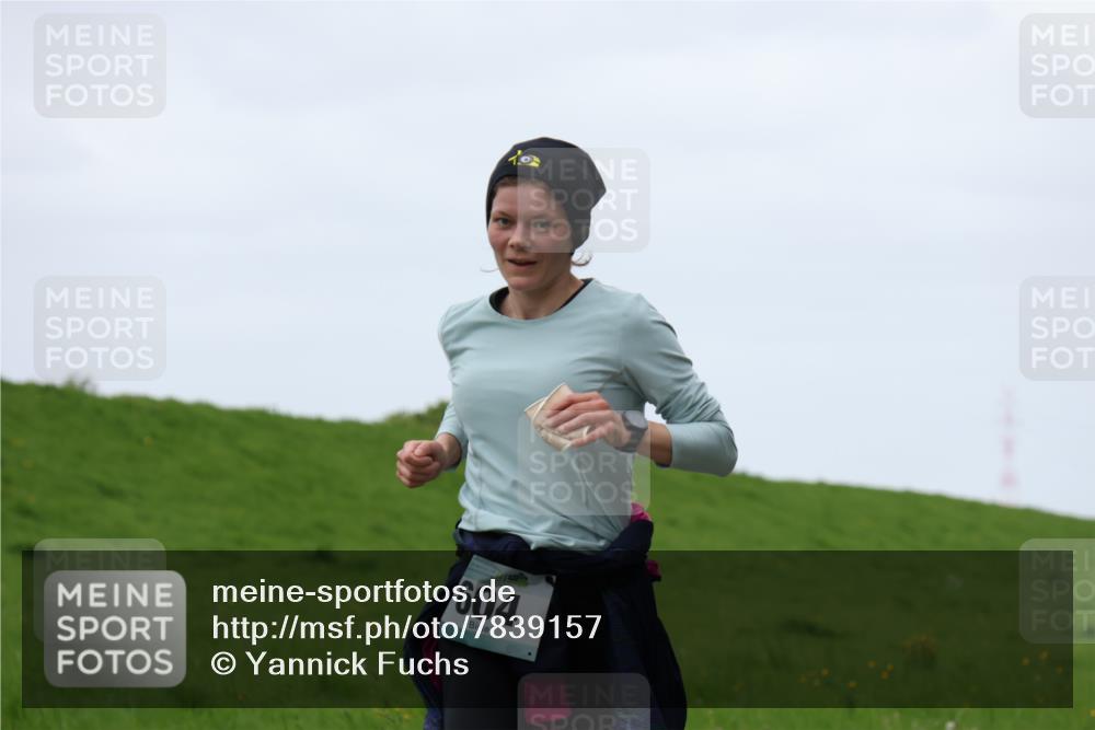 04.05.2025 - 8. Wedeler Halbmarathon Yannick Fuchs http://msf.ph/oto/7839157 04.05.2025 11:25:37 Laufen 604 meine-sportfotos.de