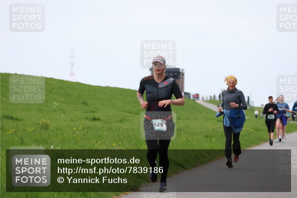 04.05.2025 - 8. Wedeler Halbmarathon Yannick Fuchs http://msf.ph/oto/7839186 04.05.2025 11:25:38 Laufen 526, 670 meine-sportfotos.de