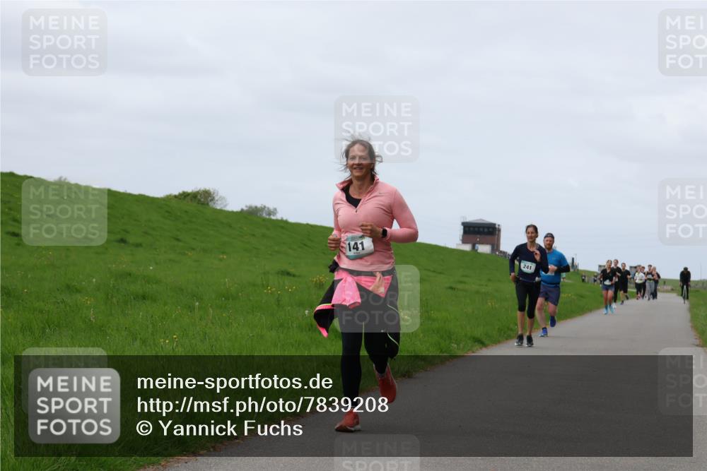 04.05.2025 - 8. Wedeler Halbmarathon Yannick Fuchs http://msf.ph/oto/7839208 04.05.2025 11:47:11 Laufen 141, 241 meine-sportfotos.de