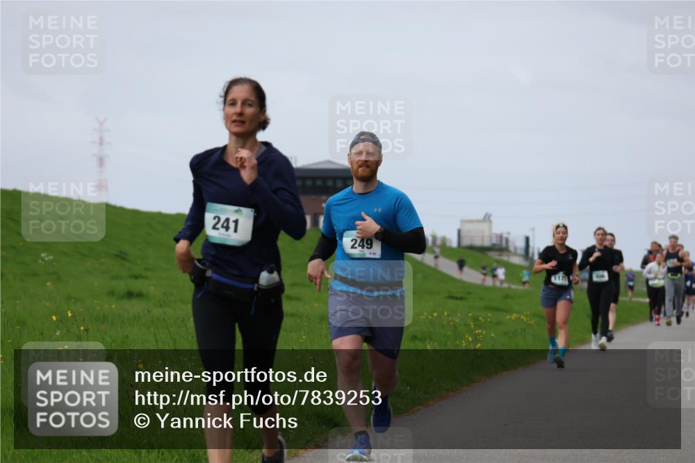 04.05.2025 - 8. Wedeler Halbmarathon Yannick Fuchs http://msf.ph/oto/7839253 04.05.2025 11:47:15 Laufen 241, 249, 1171 meine-sportfotos.de