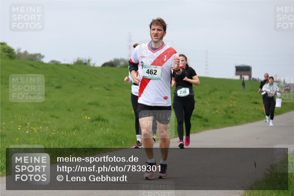 04.05.2025 - 8. Wedeler Halbmarathon Lena Gebhardt http://msf.ph/oto/7839301 04.05.2025 11:42:47 Laufen 462, 230 meine-sportfotos.de