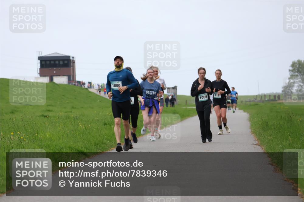 04.05.2025 - 8. Wedeler Halbmarathon Yannick Fuchs http://msf.ph/oto/7839346 04.05.2025 11:25:47 Laufen 1000, 1065, 817 meine-sportfotos.de