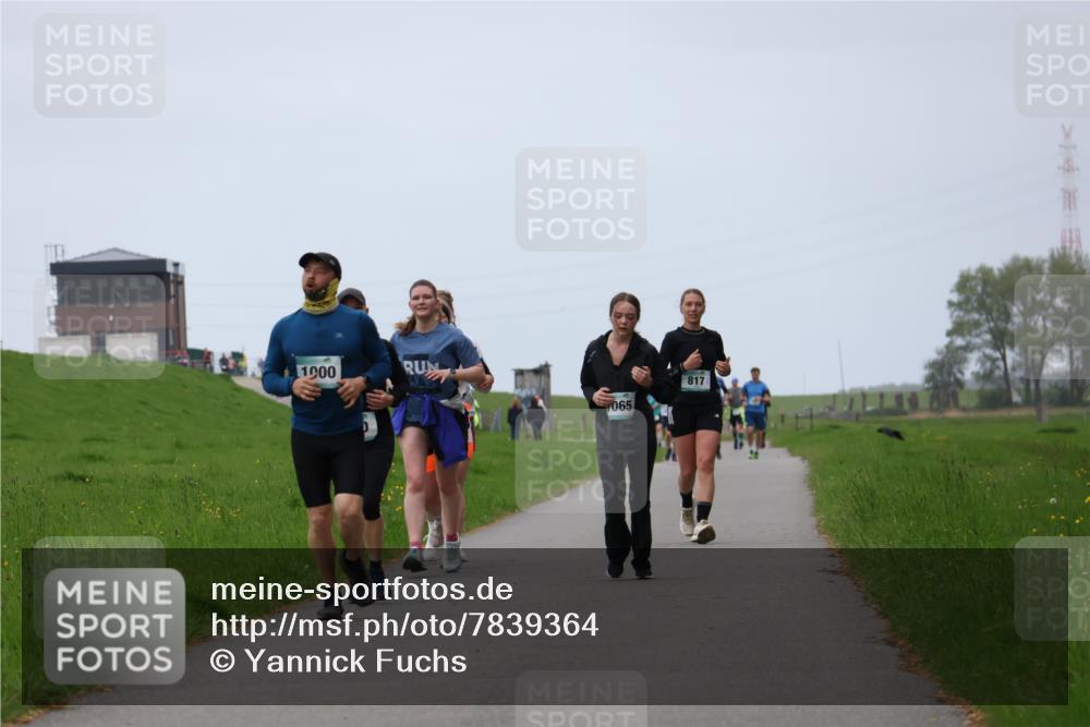04.05.2025 - 8. Wedeler Halbmarathon Yannick Fuchs http://msf.ph/oto/7839364 04.05.2025 11:25:48 Laufen 1000, 065, 817 meine-sportfotos.de