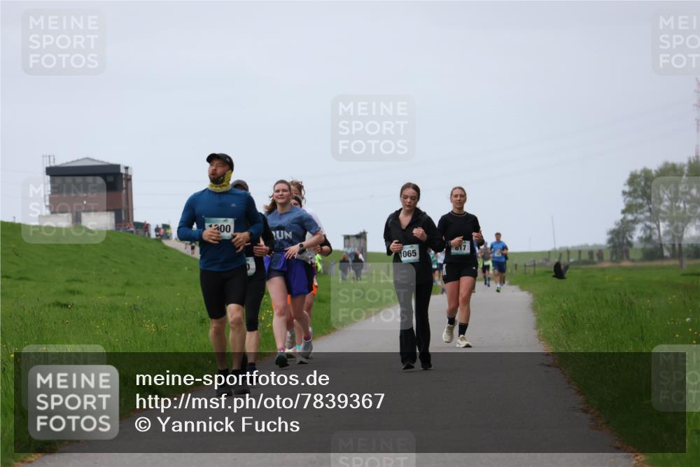 04.05.2025 - 8. Wedeler Halbmarathon Yannick Fuchs http://msf.ph/oto/7839367 04.05.2025 11:25:48 Laufen 00, 017, 1065 meine-sportfotos.de