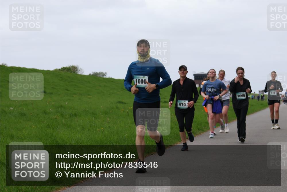 04.05.2025 - 8. Wedeler Halbmarathon Yannick Fuchs http://msf.ph/oto/7839546 04.05.2025 11:25:54 Laufen 1000, 670, 1065, 817 meine-sportfotos.de