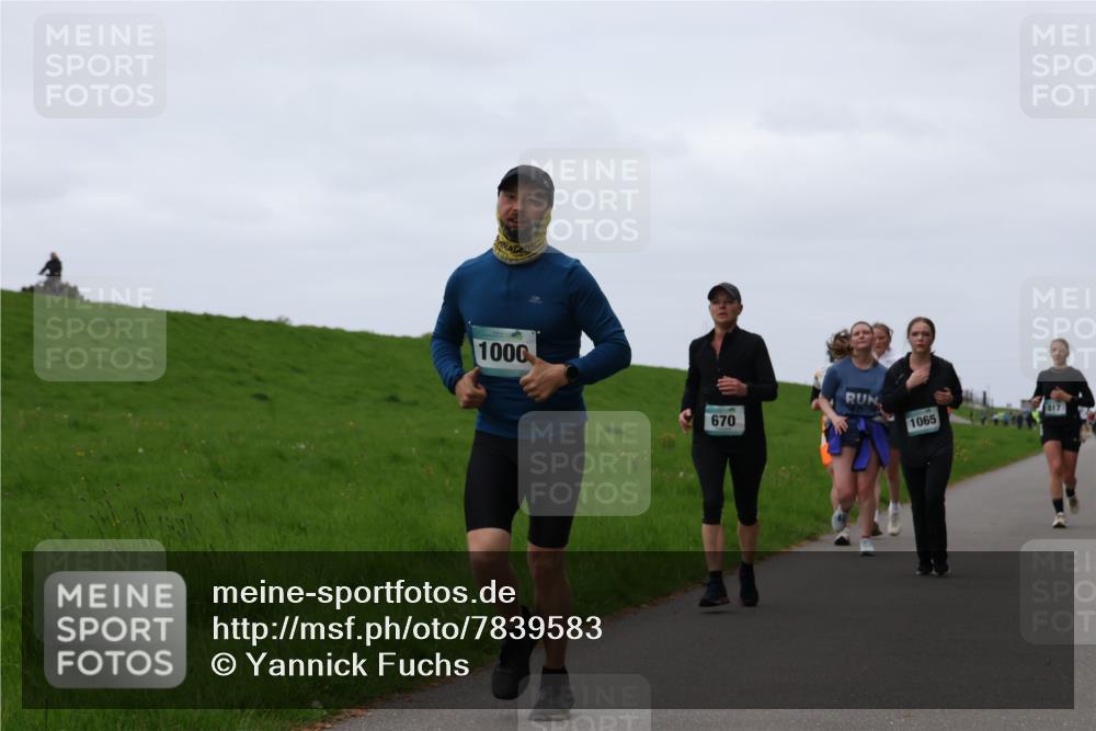04.05.2025 - 8. Wedeler Halbmarathon Yannick Fuchs http://msf.ph/oto/7839583 04.05.2025 11:25:55 Laufen 1000, 670, 1065 meine-sportfotos.de