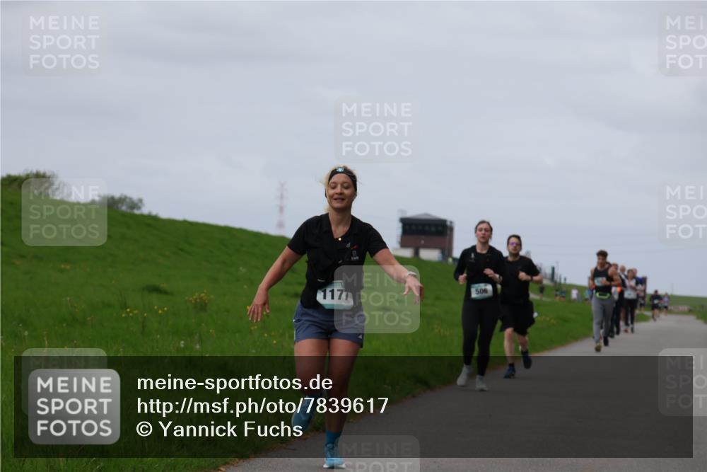 04.05.2025 - 8. Wedeler Halbmarathon Yannick Fuchs http://msf.ph/oto/7839617 04.05.2025 11:47:27 Laufen 1177, 506 meine-sportfotos.de