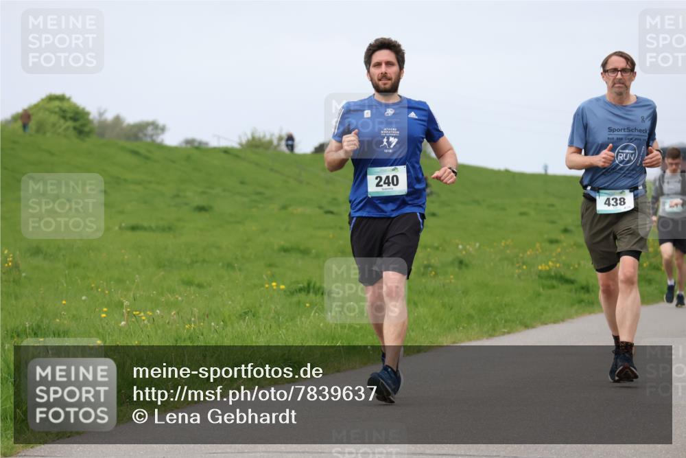 04.05.2025 - 8. Wedeler Halbmarathon Lena Gebhardt http://msf.ph/oto/7839637 04.05.2025 11:44:39 Laufen 1, 240, 438 meine-sportfotos.de