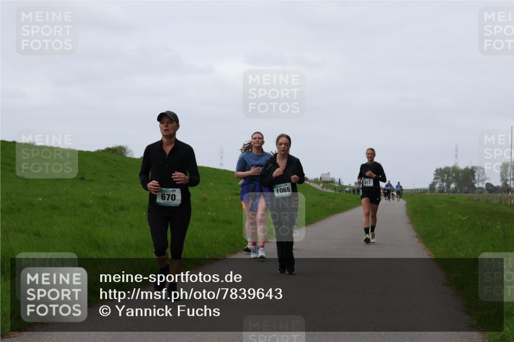 04.05.2025 - 8. Wedeler Halbmarathon Yannick Fuchs http://msf.ph/oto/7839643 04.05.2025 11:25:56 Laufen 670, 1065, 817 meine-sportfotos.de