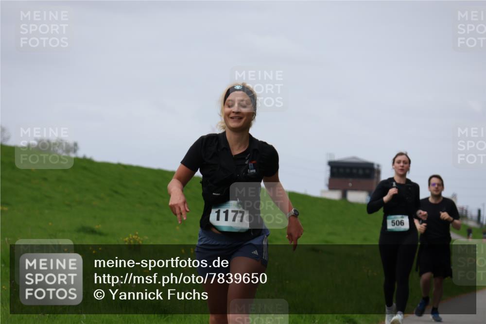 04.05.2025 - 8. Wedeler Halbmarathon Yannick Fuchs http://msf.ph/oto/7839650 04.05.2025 11:47:27 Laufen 1177, 506 meine-sportfotos.de