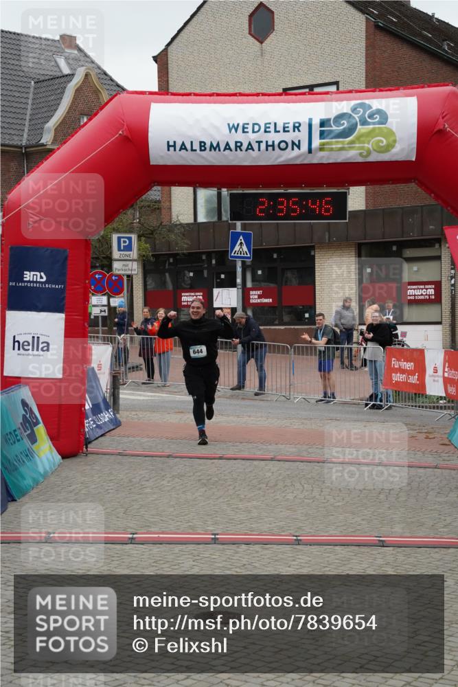 04.05.2025 - 8. Wedeler Halbmarathon Felixshl http://msf.ph/oto/7839654 04.05.2025 12:35:44 Ziel 644 meine-sportfotos.de