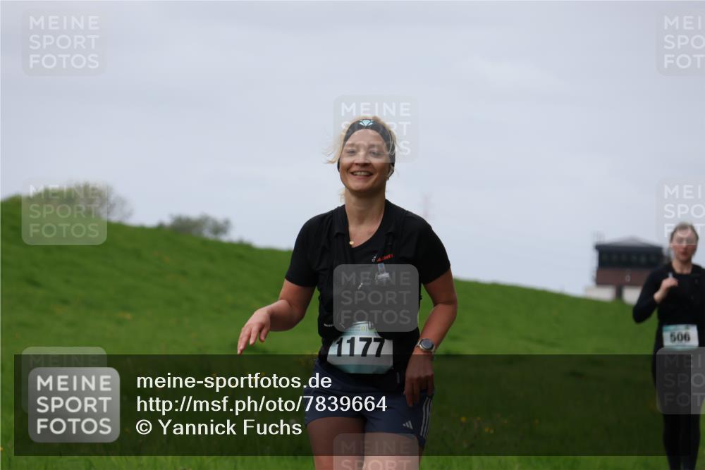 04.05.2025 - 8. Wedeler Halbmarathon Yannick Fuchs http://msf.ph/oto/7839664 04.05.2025 11:47:28 Laufen 1177, 506 meine-sportfotos.de